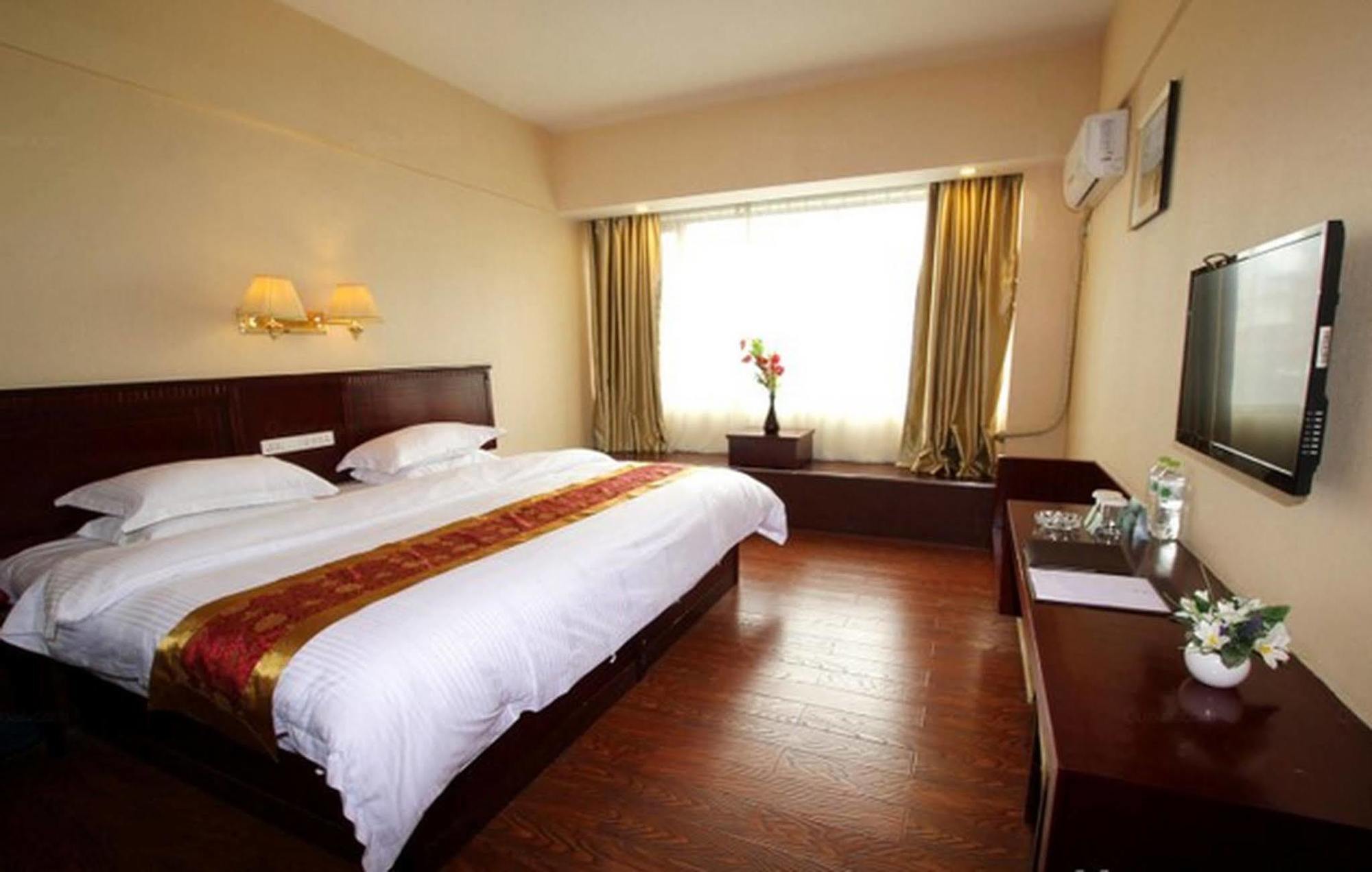Greentree Inn Guangxi Guilin Lingui Jinshan Square Jinshui Road Express Hotel Εξωτερικό φωτογραφία